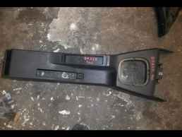 KOΝΣΟΛΑ  ΧΕΙΡΟΦΡΕNΟΥ- ΛΕΒΙΕ ΓΝΗΣΙΑ ALFA ROMEO 146